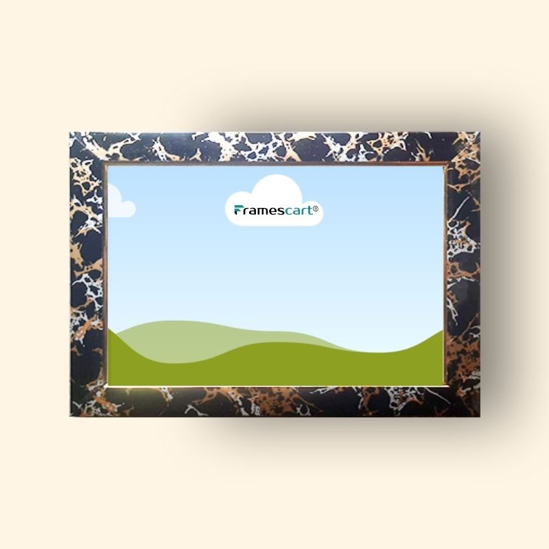 Regular Black Zigzag Photo Frame